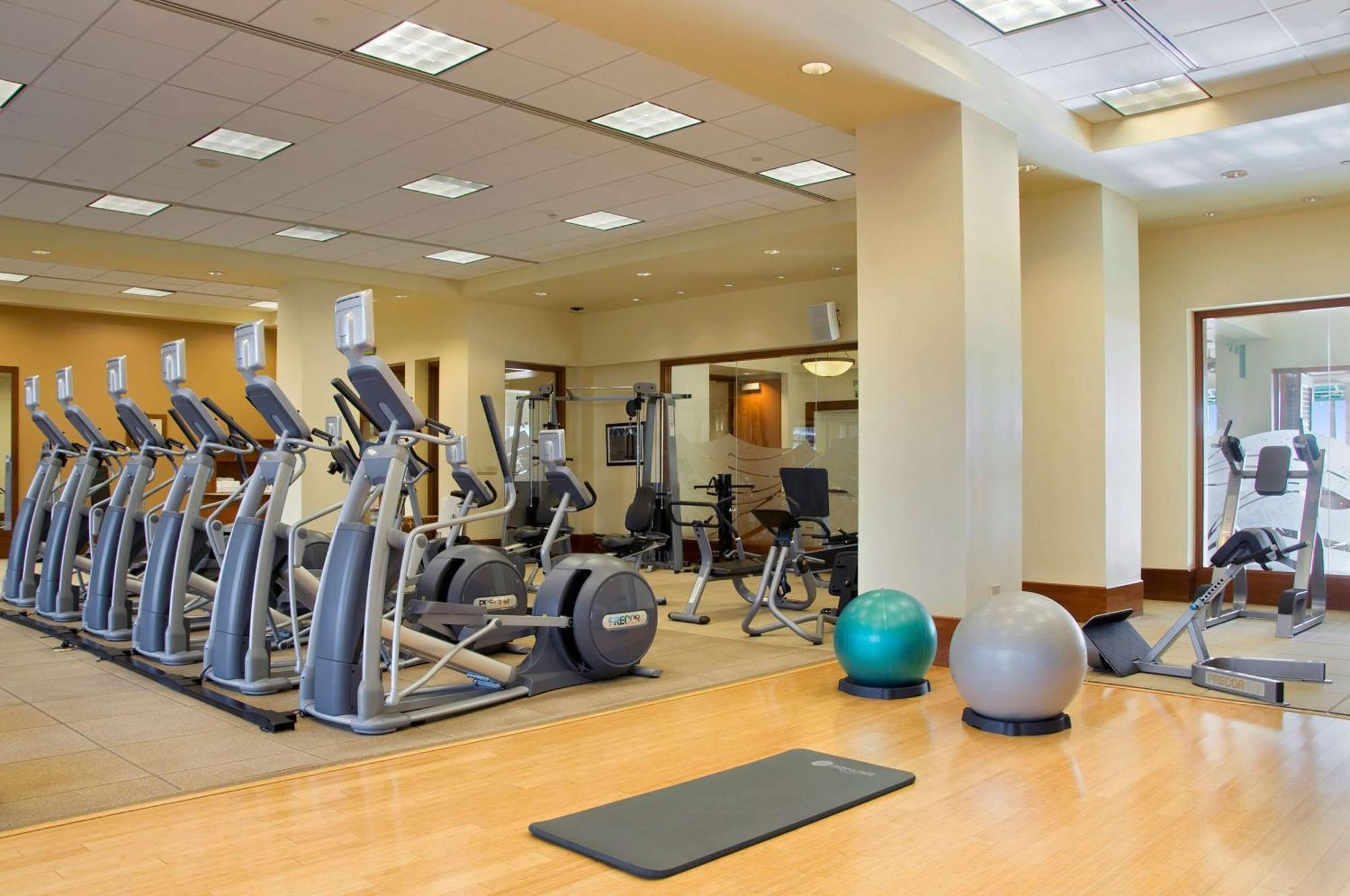 Hilton Grand Vacations Club Grand Waikikian Honolulu Hotel Bagian luar foto